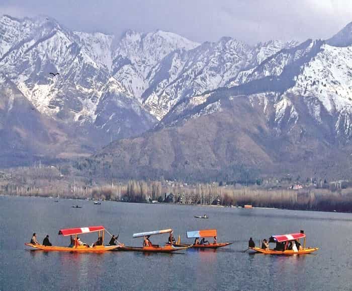 How can we plan the Cheapest Tour to Kashmir