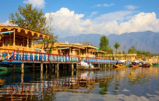 Kashmir Budget Family Package – 6 Days