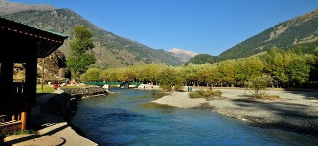 Bakerwal huts in Doodhpathri valley