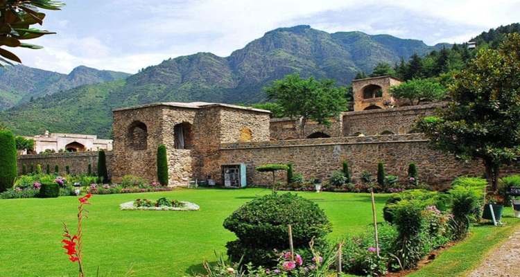 architecture and Design of Pari Mahal Srinagar