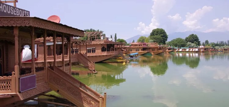Book Srinagar Tour Packages