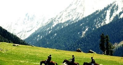 Pahalgam Weekend Getaway Tour Package 6 days