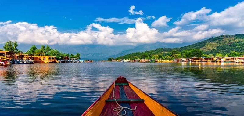 Book Srinagar Family Tour Packages