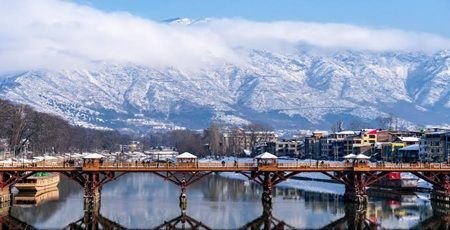 Kashmir Tour Packages from Kerala by Flight